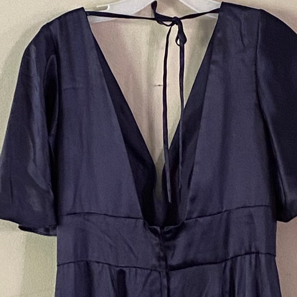 NWT! GALINA SIGNATURE Long Flutter Sleeve A-Line Bridesmaid Dress DAVID'S BRIDAL - Picture 9 of 13